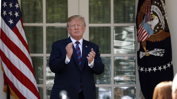 Tổng thống Mỹ Trump bất ngờ cân nhắc quay trở lại TPP