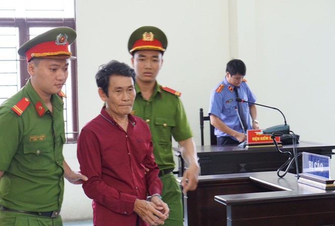‘Nối gót’ Nguyễn Hữu Linh, đến lượt An ‘nựng’ lãnh án tù Ngô Ngọc An tại phiên xử trưa nay 26/8.