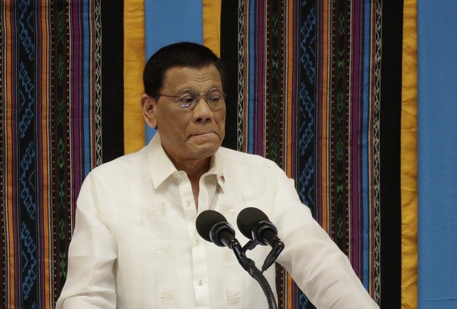 Tổng thống Philippines thừa nhận làm ngơ cho tàu cá Trung Quốc trên biển Đông Tổng thống Philippines Rodrigo Duterte