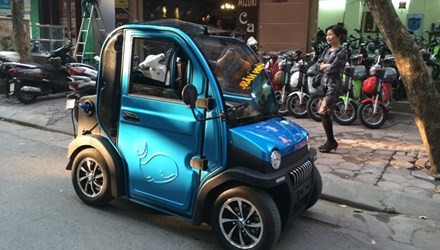 Uỷ ban ATGT quốc gia yêu cầu kiểm soát xe ô tô điện mi ni Tịch thu nếu cố tình sử dụng 'ô tô điện mini'