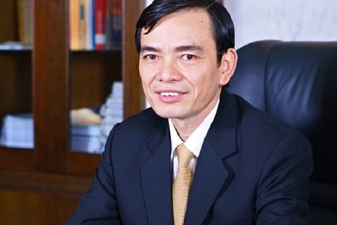 Con đường công danh của cựu Tổng giám đốc BIDV vừa đột ngột qua đời Ông Trần Anh Tuấn qua đời ngày 16/8/2019 ở tuổi 61.