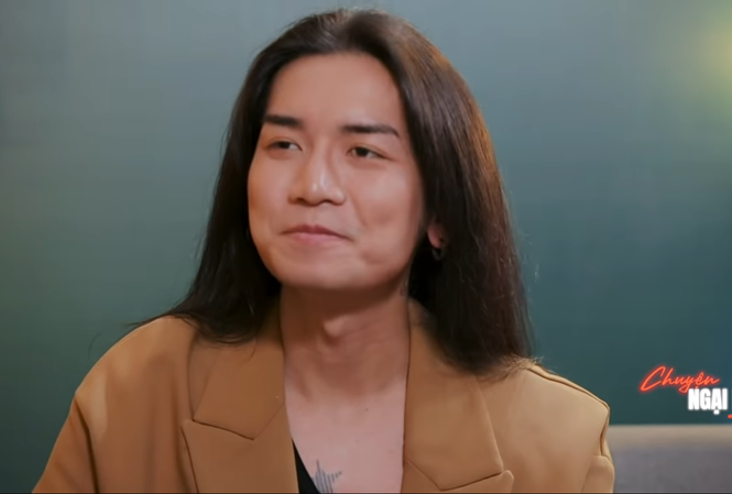 BB Trần từng hoang mang nhận ra mình đồng tính Diễn viên BB Trần là một trong số nghệ sĩ thuộc cộng đồng LGBT