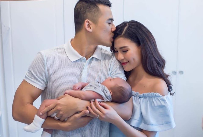 Vợ chồng Thúy Diễm-Thế Thành: Thấy cảnh ‘nóng’ của nhau sẽ lánh đi Cặp vợ chồng Lương Thế Thành-Thúy Diễm