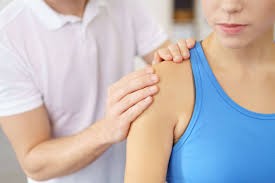 Đau bả vai: Triệu chứng cảnh báo cơn đau tim không phải ai cũng biết Đau bả vai: Triệu chứng cảnh báo cơn đau tim không phải ai cũng biết