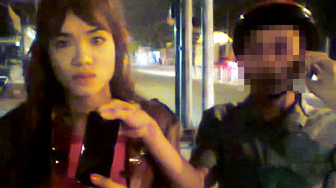'Kiều nữ chuyển giới' dụ trai 'mây mưa' để trộm đồ "Kiều nữ” chuyển giới Trần Hoài Hân cùng tang vật vụ trộm