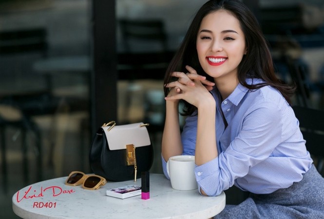 Hạ Vi: Người cũ đã có vợ, xin đừng gán ghép với tên tôi Hạ Vi mong khán giả thôi gán ghép cô với tình cũ.