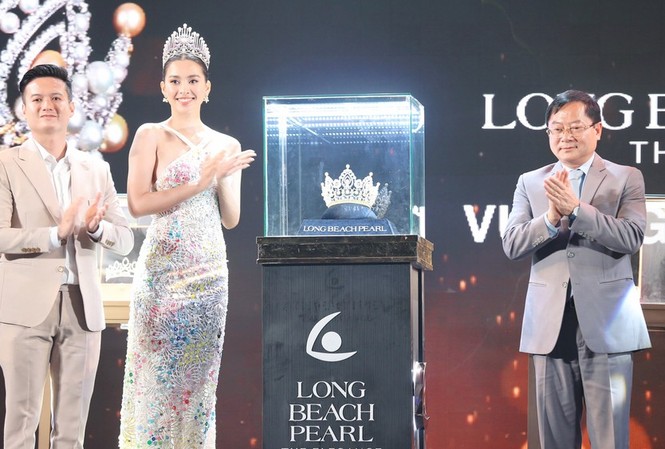 Vương miện của Hoa hậu Việt Nam 2020 xuất hiện trên trang chủ Miss World Vương miện dành cho tân Hoa hậu Việt Nam 2020 được ra mắt trong buổi họp báo hôm 11/11.