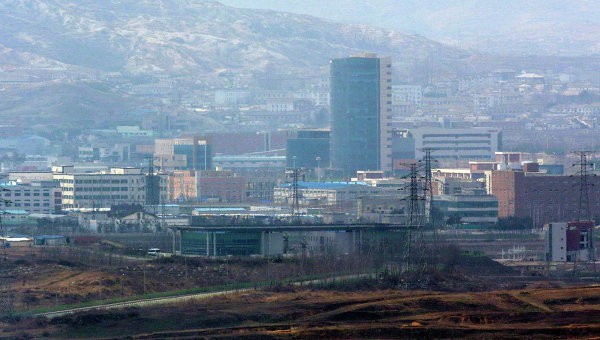 Hàn Quốc hạn chế công dân vào khu công nghiệp Kaesong Khu công nghiệp chung Kaesong nằm trên lãnh thổ của Triều Tiên. Ảnh: AP