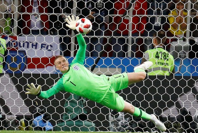 Thủ môn tuyển Anh lộ 'bí kíp' bắt luân lưu ở trận gặp Colombia Jordan Pickford không quan tâm việc bị chê lùn.