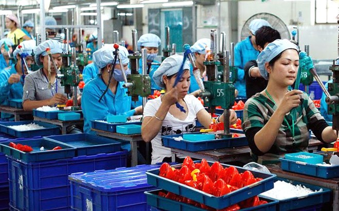 CPTPP phải là cuộc chơi của doanh nghiệp Dây chuyền sản xuất đồ chơi xuất khẩu tại Việt Nam ảnh: hồng vĩnh