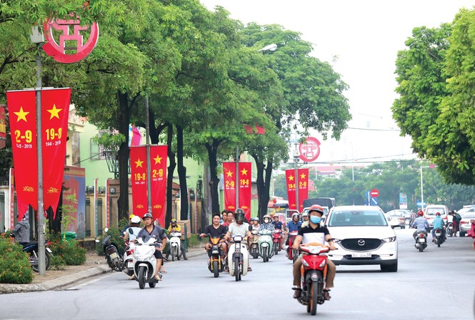 Huyện Gia Lâm sẵn sàng 'chuyển mình' lên quận Từ huyện khó khăn sau 5 năm phát triển, đời sống vật chất và tinh thần của người dân huyện Gia Lâm đã có thay đổi rõ nét
Ảnh: Như Ý