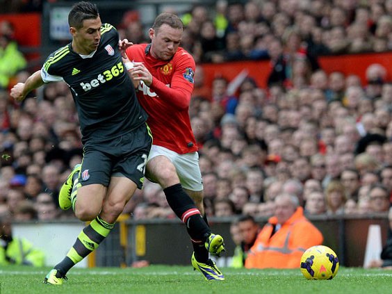 Vòng 9 Premier League: Tam đại gia cùng thắng Vòng 9 Premier League: Tam đại gia cùng thắng