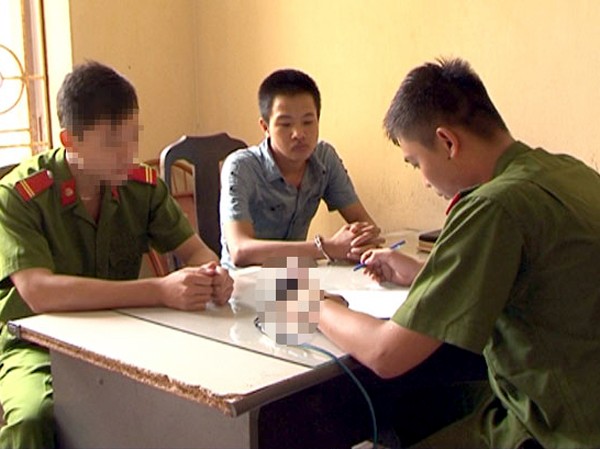 9X giam giữ, hãm hiếp nữ sinh trong 2 ngày Đối tượng tại cơ quan công an