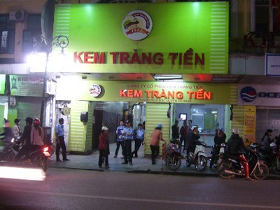Hé lộ ông chủ thực của kem Tràng Tiền Hé lộ ông chủ thực của kem Tràng Tiền