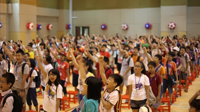 Trải nghiệm tương lai cùng Trại hè Vinschool 2015 Tham gia Trại hè, các công dân nhí từ 6-16 tuổi không chỉ có cơ hội khám phá bản thân, kết nối bạn bè mà còn được học hỏi, rèn luyện kiến thức, kỹ năng sống để chủ động chuẩn bị hành trang tốt nhất cho mai sau.