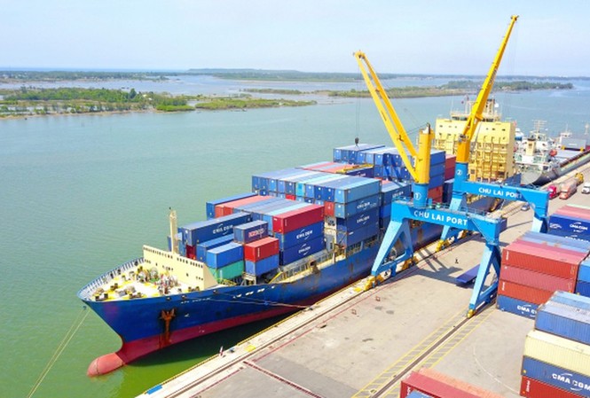Cảng Chu Lai đón tàu Container tải trọng lớn nhất từ trước tới nay Cảng Chu Lai đón tàu Container tải trọng lớn nhất từ trước tới nay