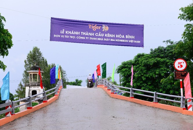 Ý tưởng tái chế sáng tạo từ những chiếc nắp chai bia Ý tưởng tái chế sáng tạo từ những chiếc nắp chai bia