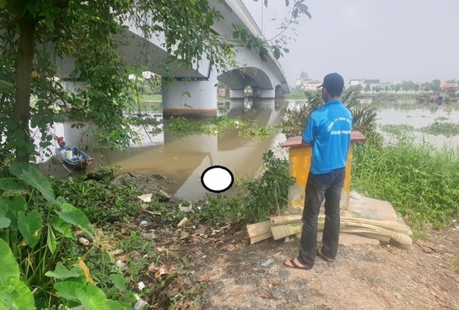 Phát hiện thi thể không mặc áo trôi trên sông Sài Gòn Phát hiện thi thể không mặc áo trôi trên sông Sài Gòn