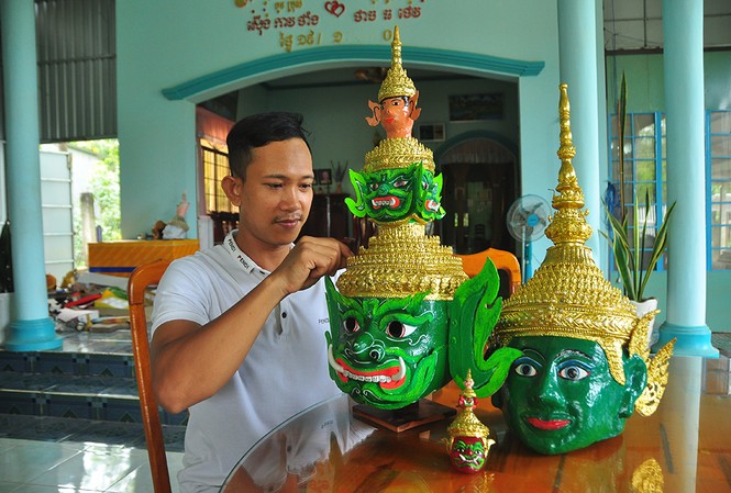 Nghệ nhân 9x dân tộc Khmer khát khao bảo tồn giá trị truyền thống  ​