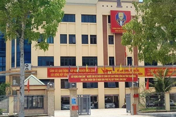 Tước danh hiệu công an nhân dân một CSGT Thanh Hoá Tước danh hiệu công an nhân dân một CSGT Thanh Hoá
