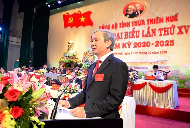 Ông Lê Trường Lưu tái đắc cử Bí thư Tỉnh ủy Thừa Thiên-Huế khóa XVI Ông Lê Trường Lưu - UVTW Đảng, Bí thư Tỉnh ủy khóa XV, tái đắc cử Bí thư Tỉnh ủy TT-Huế khóa XVI.