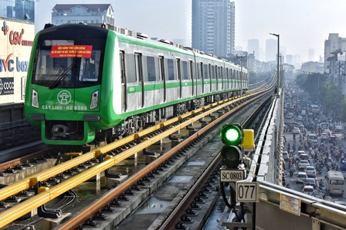 Dự án đường sắt Cát Linh-Hà Đông 'đội vốn' hơn 200% Dự án đường sắt đô thị Cát Linh - Hà Đông tăng vốn 9.231,6 tỷ đồng khi chưa báo cáo Thủ tướng xem xét, chỉ đạo