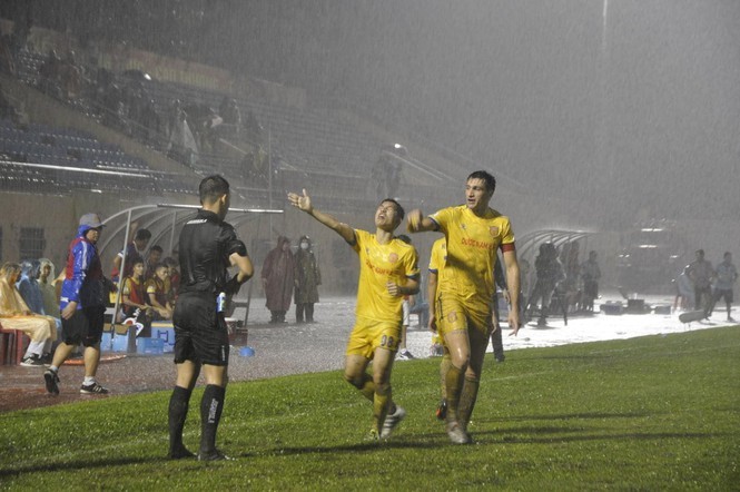 VFF yêu cầu bổ nhiệm trọng tài đủ năng lực ở các vòng đấu cuối V-League VFF yêu cầu bổ nhiệm trọng tài đủ năng lực ở các vòng đấu cuối V-League
