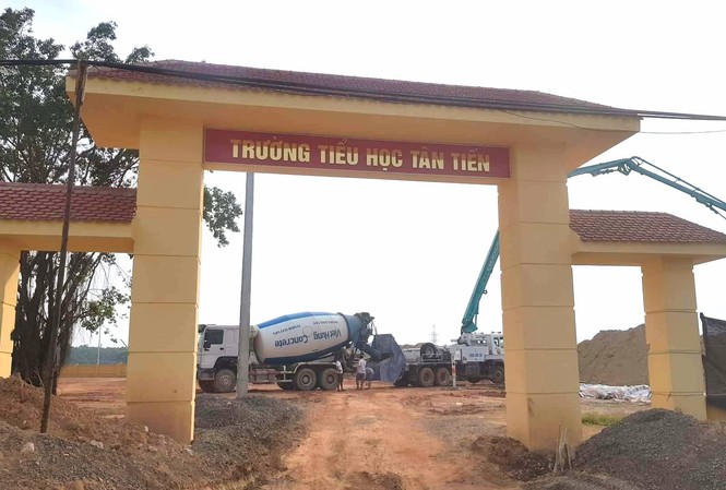 Vì sao cán bộ, doanh nghiệp ở Vĩnh Phúc hối lộ Thanh tra Bộ Xây dựng? Dự án xây dựng trường học trên địa bàn huyện Vĩnh Tường. Ảnh: Đ.H
