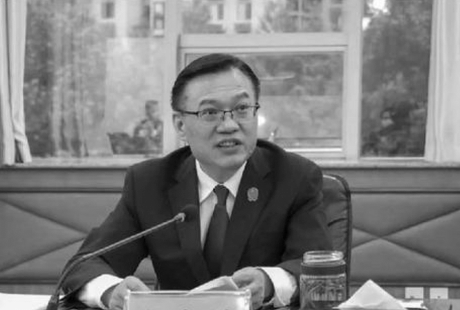 Trung Quốc: Phó Chủ tịch tòa cấp cao Hồ Bắc treo cổ tự tử Ông Zhang Zhongbin. Ảnh: Global Times