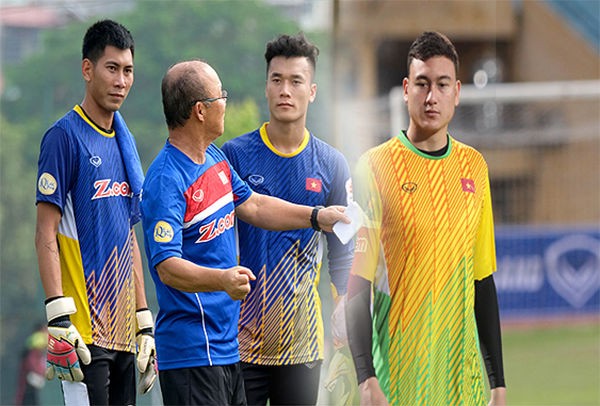 Bản tin thể thao: HLV Park Hang-seo đau đầu vì… thủ môn HLV Park Hang-seo sẽ phải cân nhắc rất nhiều để chọn ai bắt chính khi ĐT Việt Nam đấu ĐT Jordan.