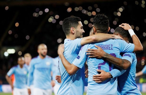 Thắng đậm Shakhtar Donetsk, HLV Guardiola đưa học trò lên “mây xanh“ Niềm vui của các cầu thủ Man City.