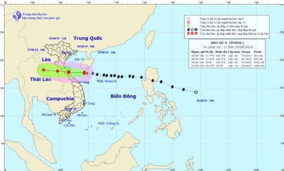 Lên kế hoạch sơ tán trên 62.600 dân, nhiều tàu cá bị nạn do bão số 4 Đường đi của bão số 4. (Ảnh: Trung tâm dự báo khí tượng thủy văn Trung ương)