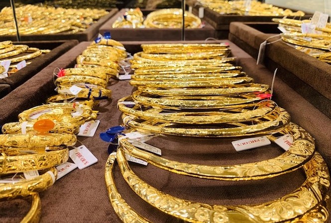 Giá vàng thế giới tăng dựng ngược, lập 'đỉnh cao' mới Giá vàng thế giới tăng dựng ngược, lập “đỉnh cao” mới. ảnh minh hoạ
