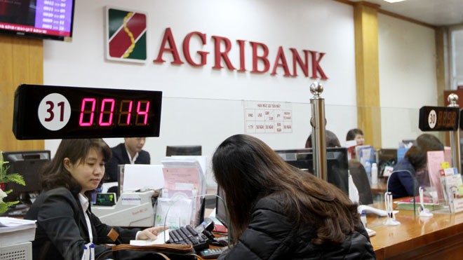 Agribank giữ vững vai trò chủ đạo trên thị trường tài chính nông thôn Agribank giữ vững vai trò chủ đạo trên thị trường tài chính nông thôn