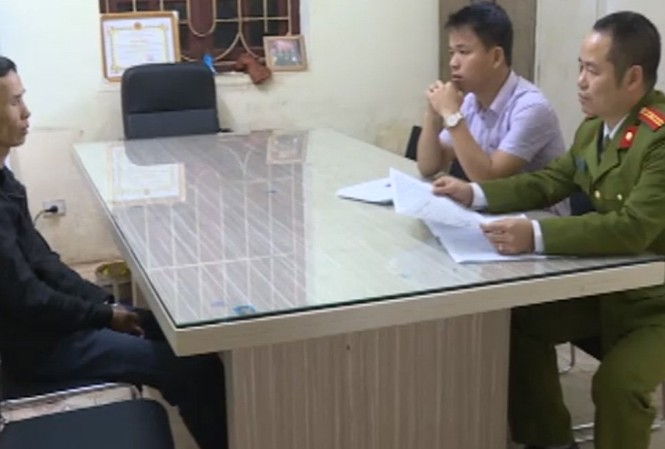 Bắt 2 nghi phạm giết tài xế, cướp hơn 34 tấn thép Bắt 2 nghi phạm giết tài xế, cướp hơn 34 tấn thép