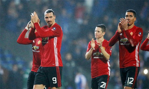 Ibrahimovic là cầu thủ định đoạt trận đấu số 1 cho M.U Ibrahimovic là chuyên gia ghi các bàn định đoạt số phận trận đấu trong màu áo Man Utd mùa này. Ảnh: Reuters.