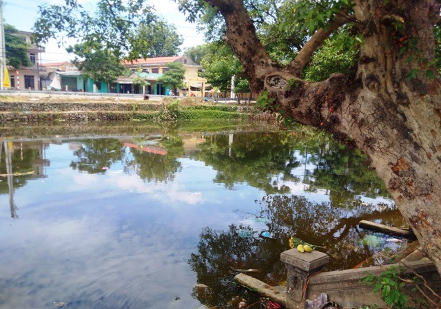 Đi câu cá, 3 học sinh rơi xuống sông chết đuối Hiện trường đoạn sông nơi xảy ra vụ tai nạn đau lòng làm 3 cháu học sinh tử vong.