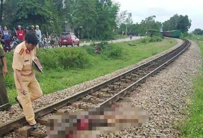 Người đàn ông bị tàu hỏa cán đứt lìa thân Hiện trường vụ tai nạn