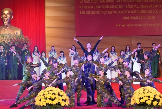 Khắc họa đậm nét hình ảnh người chiến sĩ hôm nay Khắc họa đậm nét hình ảnh người chiến sĩ hôm nay