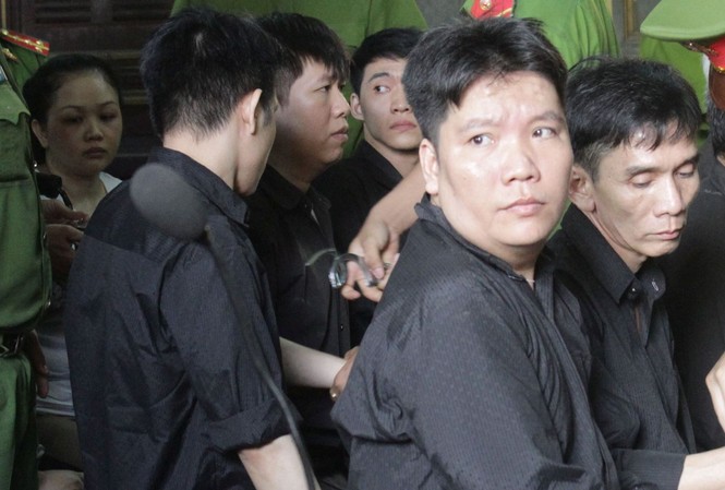 Năm án tử hình trong một phiên tòa Các bị cáo tại tòa. Ảnh: Tân Châu