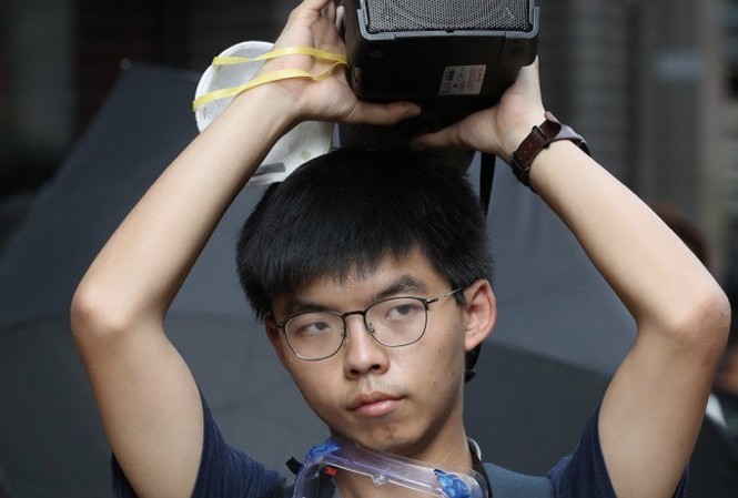 Thủ lĩnh biểu tình Hong Kong bị bắt Josua Wong vừa bị bắt. (Ảnh: SCMP)