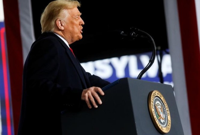Ông Trump không tránh được vụ kiện phỉ báng của một nhà văn Tổng thống Mỹ Donald Trump