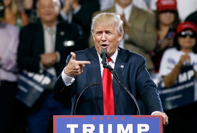 Chiến dịch vận động bầu cử Mỹ tiêu tiền kỷ lục: 325 nghìn tỷ đồng Ông Trump năm nay thua ông Biden về lượng tiền quyên góp ủng hộ tranh cử. (Ảnh: Getty Images)