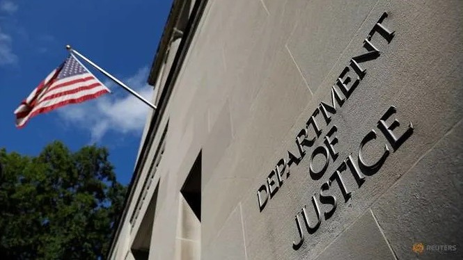 Hàng nghìn nhà nghiên cứu Trung Quốc rời khỏi Mỹ Trụ sở Bộ Tư pháp Mỹ ở Washington. (Ảnh: Reuters)