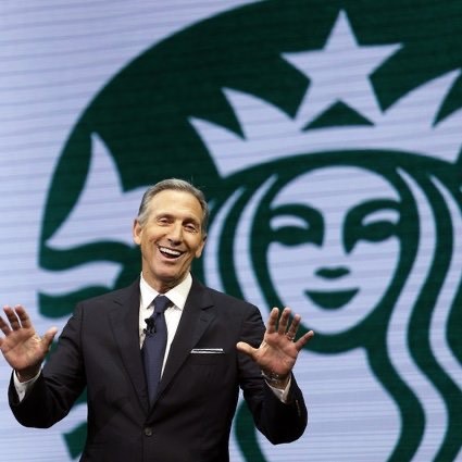 Ông Tập Cận Bình viết gì trong thư cho chủ tịch Starbucks? Tỷ phú Howard Schultz. (Ảnh: AP)