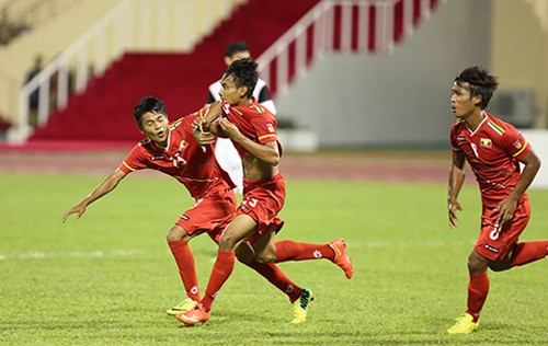 U19 Việt Nam phải dè chừng hàng công Myanmar U19 Myanmar đang sở hữu hàng công rất mạnh.