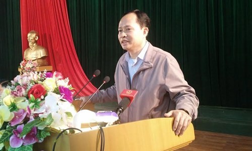 Toàn văn bài phát biểu của Bí thư Thanh Hóa với ngư dân Bí thư Tỉnh ủy Thanh Hóa Trịnh Văn Chiến trả lời các ý kiến của ngư dân tại buổi đối thoại sáng 7/3. Ảnh: Hoàng Lam.
