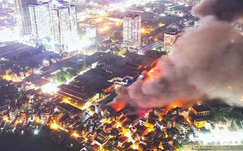 Kết quả kiểm tra môi trường sau vụ cháy ở công ty Rạng Đông Nguy cơ nhiễm độc thủy ngân ở quanh nhà máy Rạng Đông sau vụ cháy lớn xảy ra chiều 28/8