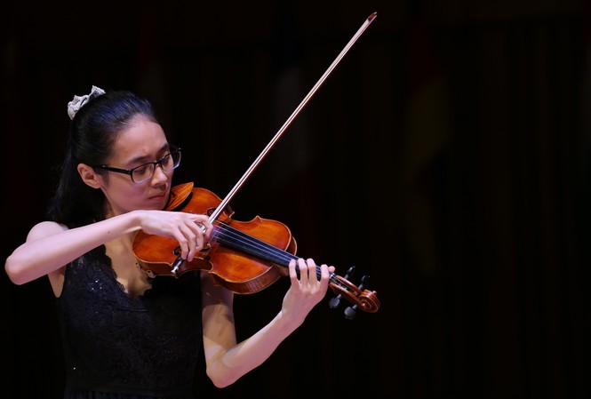Nghệ sĩ violin Hoàng Hồ Khánh Vân: Tìm năng lượng tích cực từ âm nhạc cổ điển Nghệ sĩ violin Hoàng Hồ Khánh Vân: Tìm năng lượng tích cực từ âm nhạc cổ điển