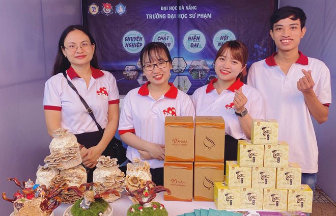 Trà hoa nấm của sinh viên ĐH Sư phạm Đà Nẵng Trà hoa nấm của sinh viên ĐH Sư phạm Đà Nẵng